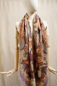 TOUCANS-WOOL&SILK-LAVENDER&CORAL-POSE 3